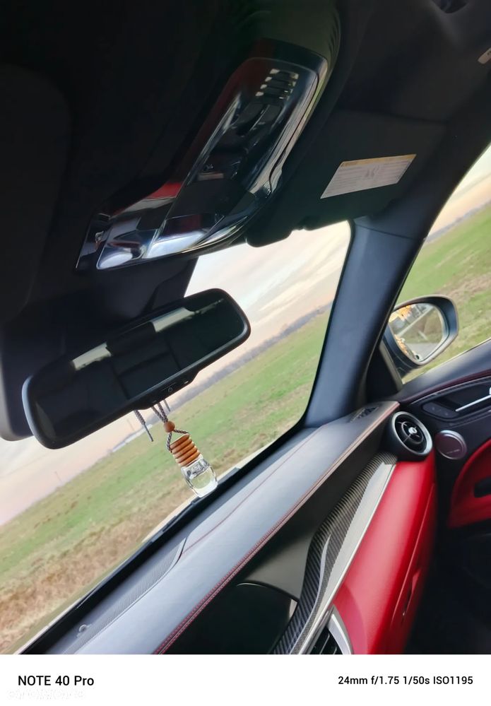 Alfa Romeo Stelvio V6 2.9 Bi-Turbo AT8-Q4 Quadrifoglio - 20