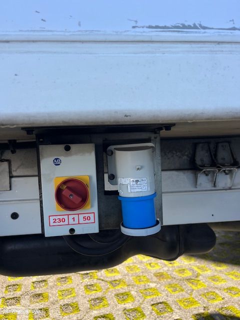 Mercedes-Benz SPRINTER 516 Cdi COM FRIO CONGELAÇÃO - 10