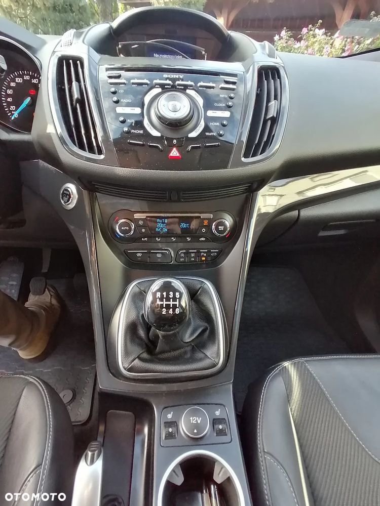 Ford Kuga 2.0 TDCi AWD Titanium - 11