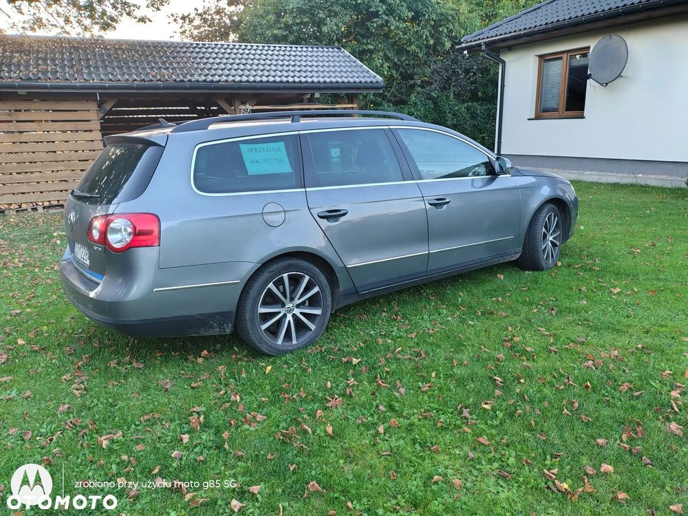 Volkswagen Passat - 2