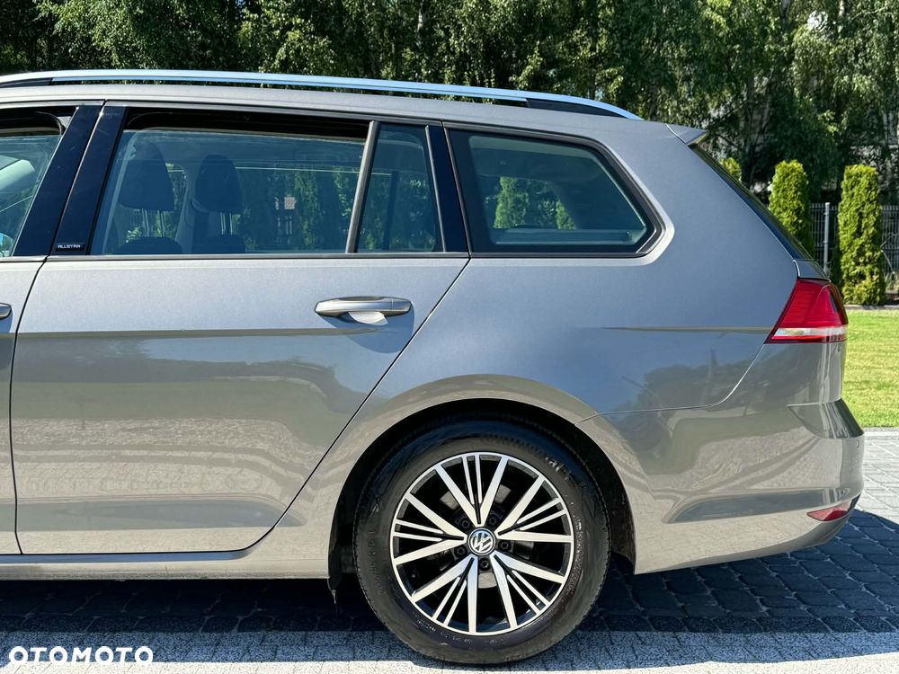 Volkswagen Golf 1.4 TSI BlueMotion Technology Allstar - 25