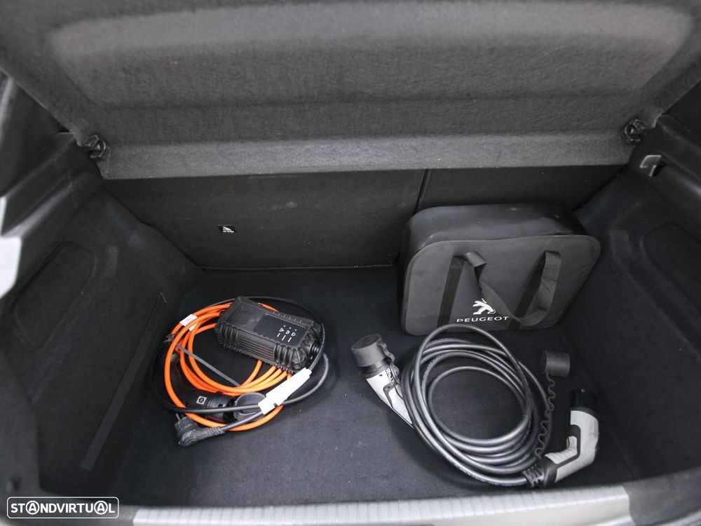 Peugeot e-208 50 kWh Active Pack - 13