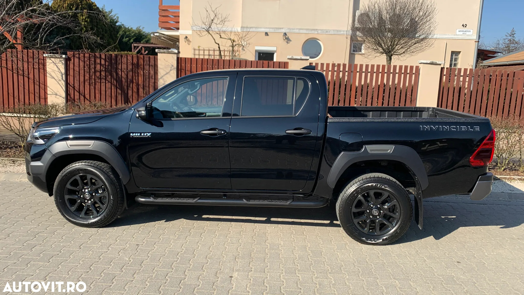 Toyota Hilux 2.8D 204CP 4x4 Double Cab AT MHEV Invincible Color Edition (3E5) - 4
