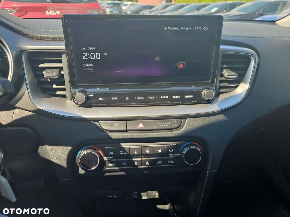 Kia Ceed 1.5 T-GDI M DCT - 10