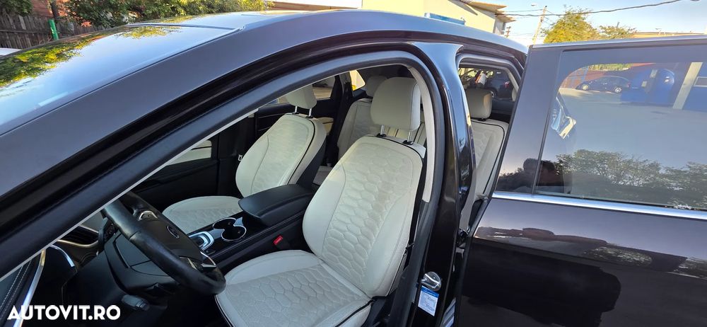 Ford Edge 2.0 TDCi Powershift Vignale - 10