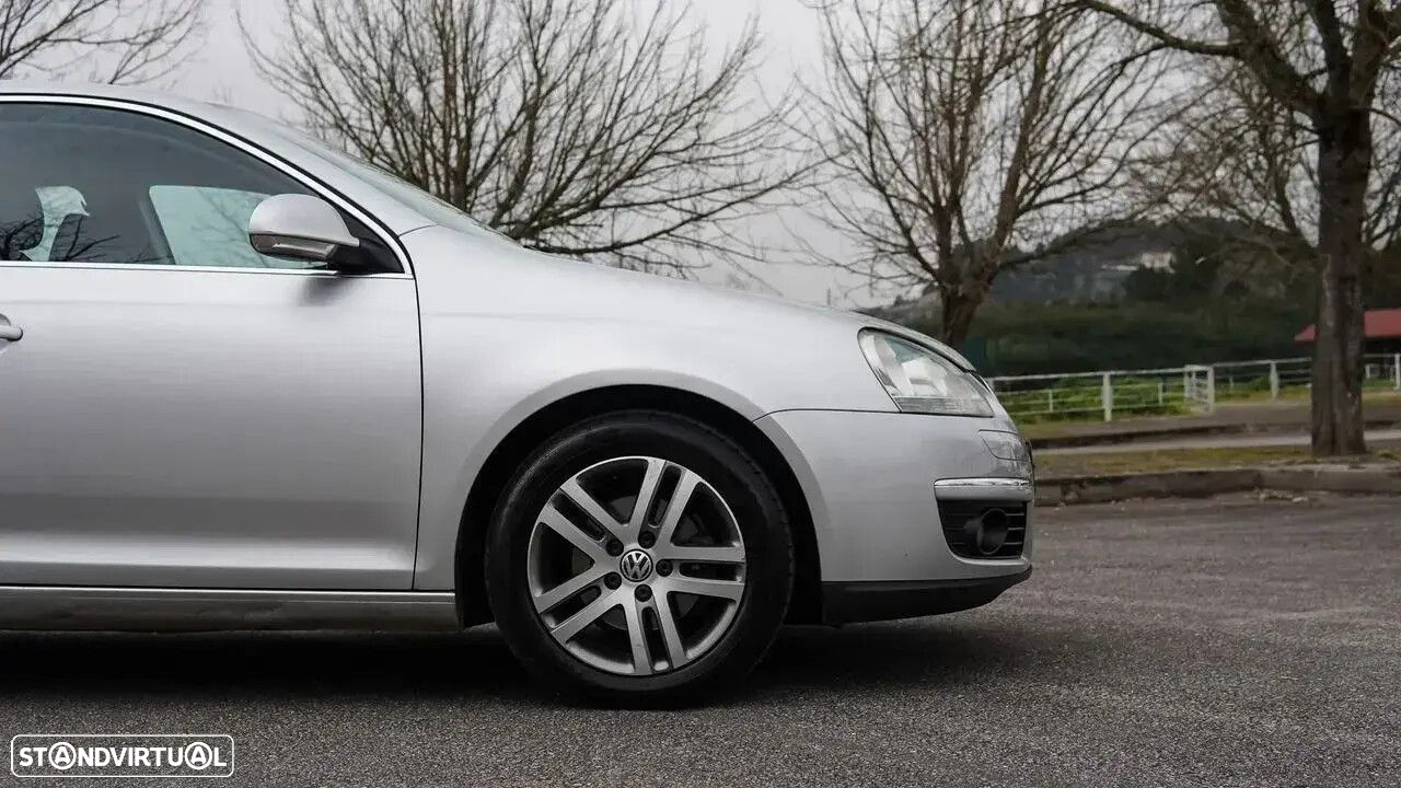 VW Jetta - 10
