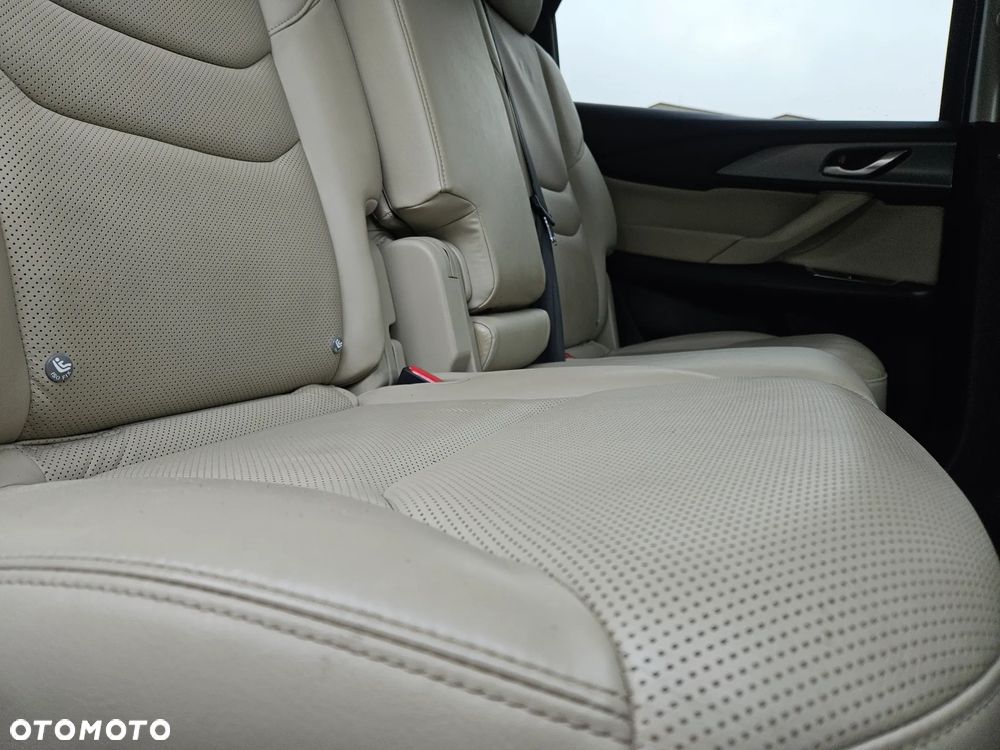Mazda CX-9 - 13
