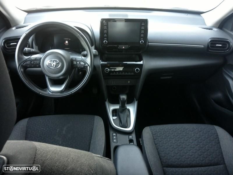 Toyota Yaris Cross 1.5 HDF Comfort Plus - 14