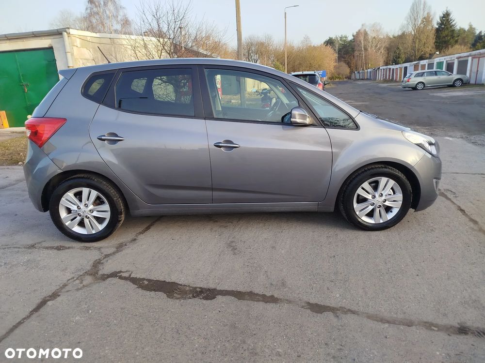 Hyundai ix20 1.6 CRDi Fifa World Cup Edition - 6