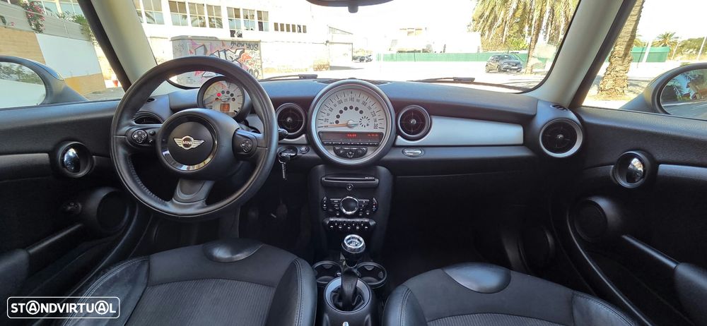 MINI 3 Portas - 10