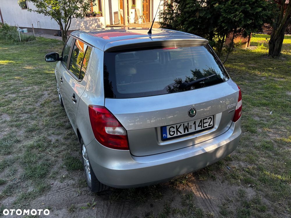 Skoda Fabia - 4