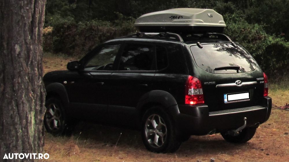 Hyundai Tucson 2.0 CRDI VGT GLS 4WD MT PREMIUM - 12