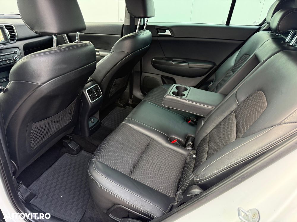 Kia Sportage 1.7 CRDI 2WD Spirit - 8