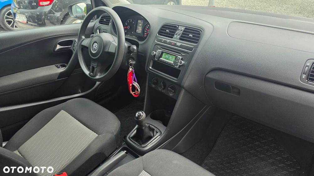 Volkswagen Polo - 11