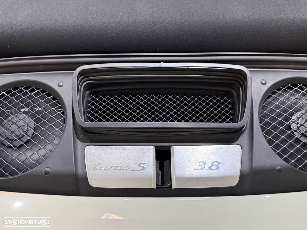 Porsche 911 (991) Turbo S Cabriolet - 54