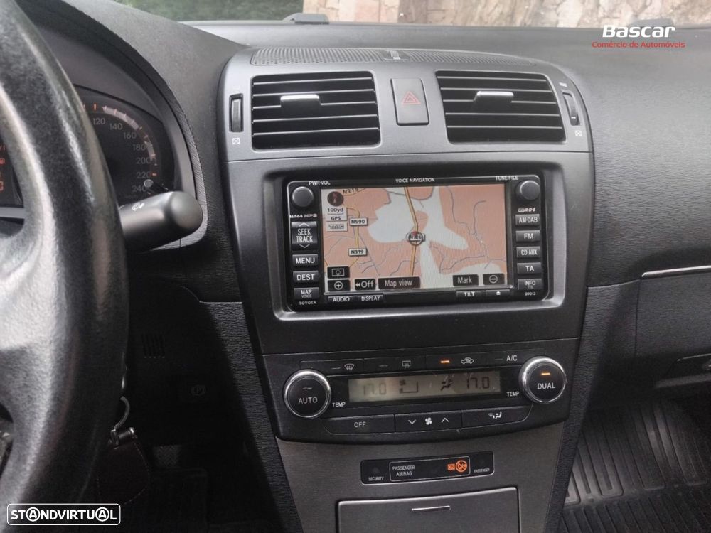 Toyota Avensis SD 2.0 D-4D Sol+GPS - 19
