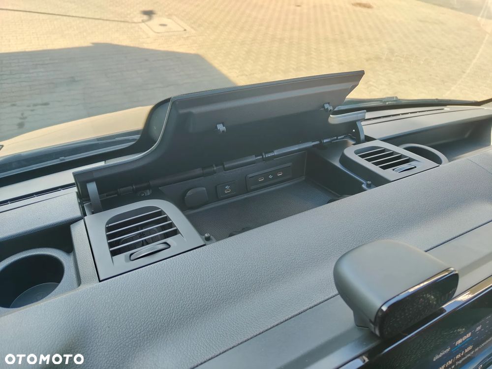 Mercedes-Benz Sprinter - 17