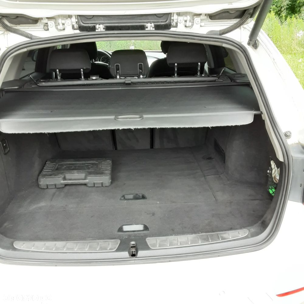 BMW Seria 3 - 27