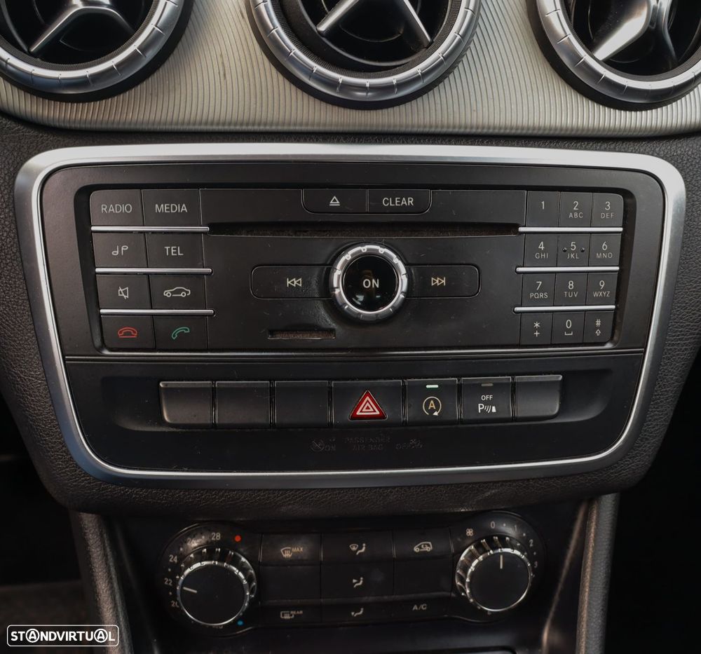 Mercedes-Benz CLA 180 - 17