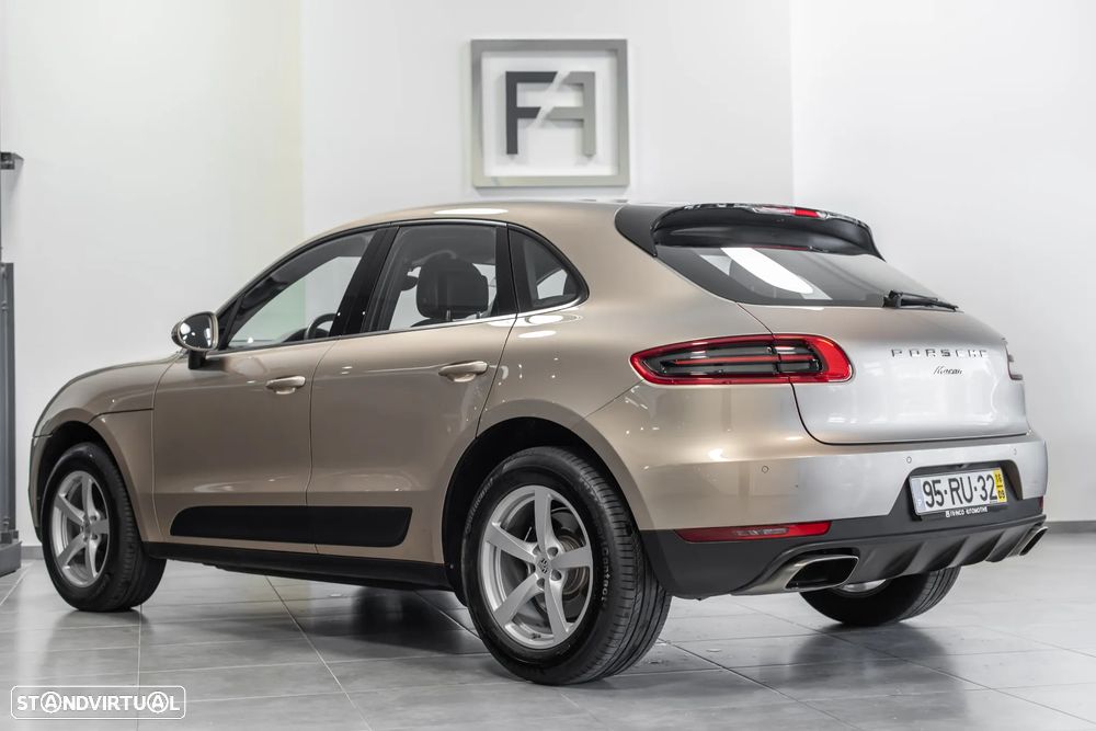 Porsche Macan Standard - 4