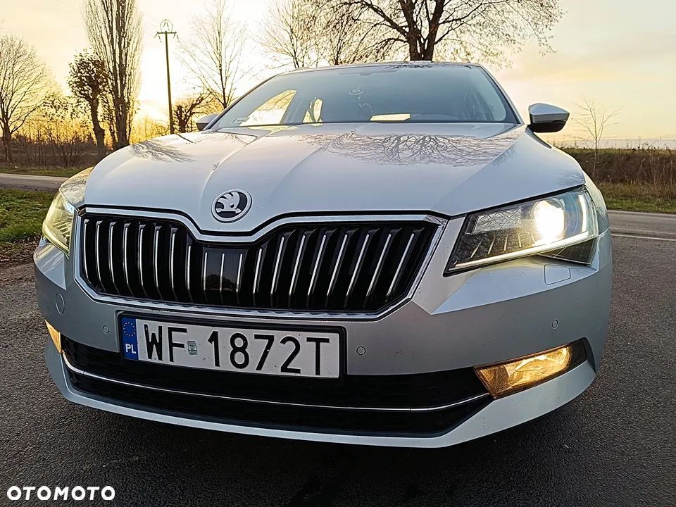 Skoda Superb 2.0 TDI Ambition - 2