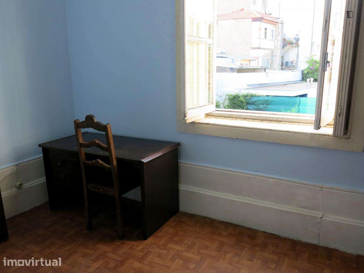 Quarto - localizado em Cedofeita Porto - Grande imagem: 2/20