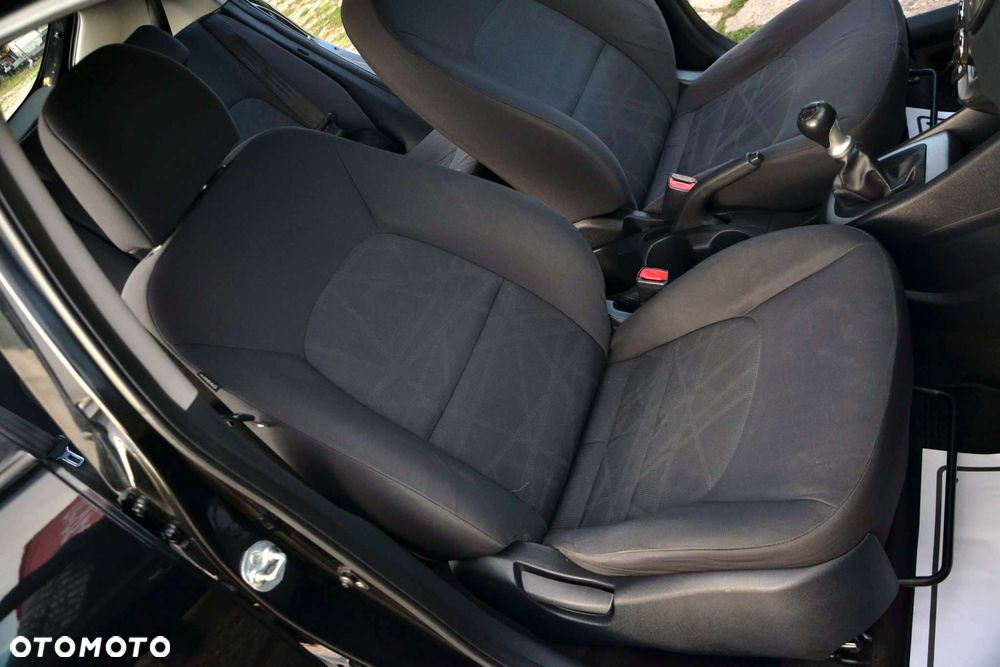 Kia Rio 1.2 Dream Team Edition - 21