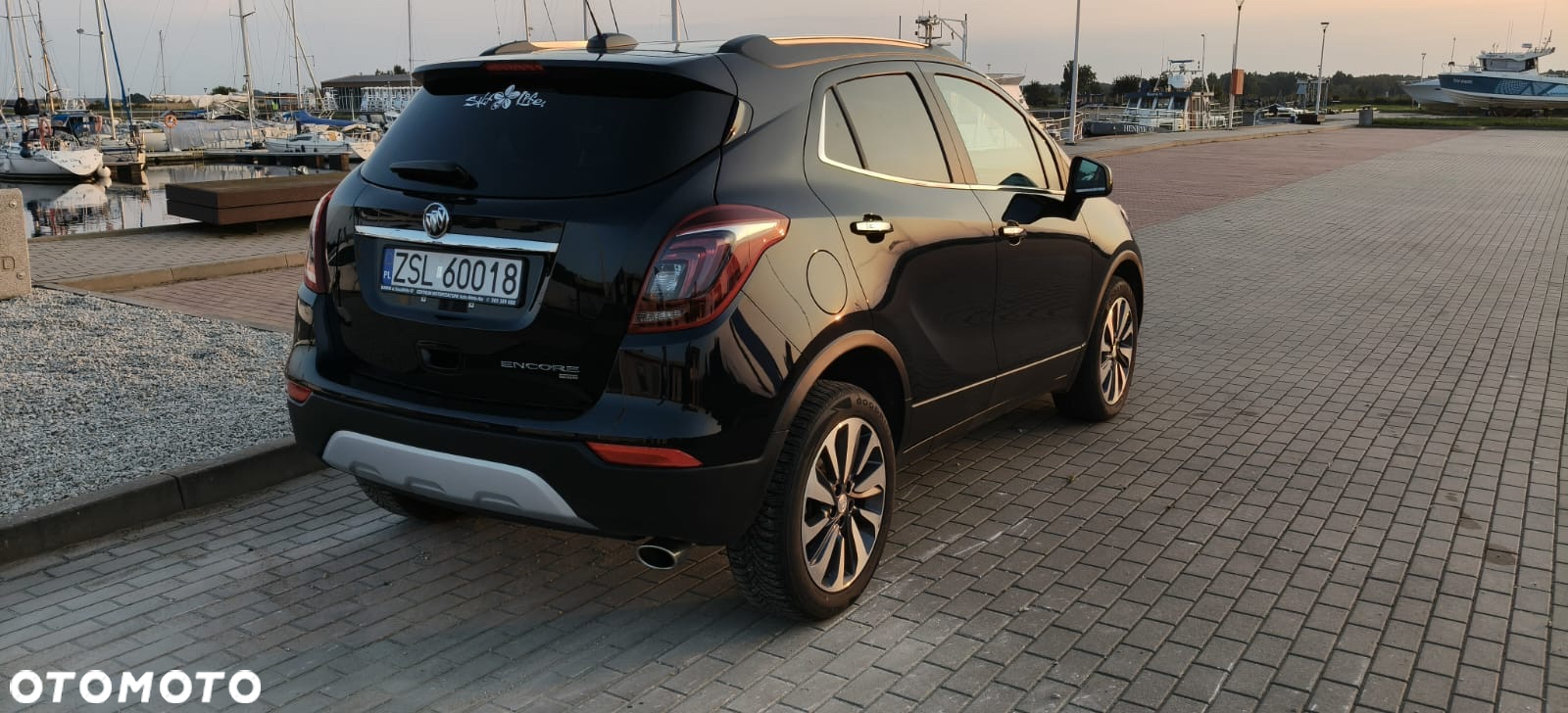 Buick Encore - 3