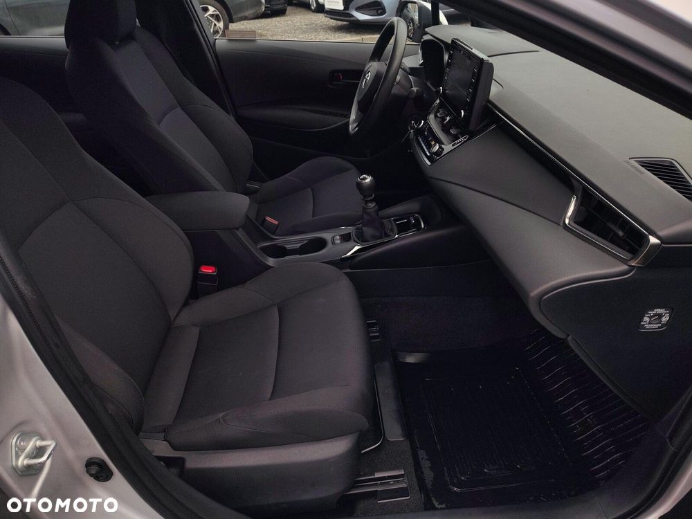 Toyota Corolla 1.2 T Active - 28