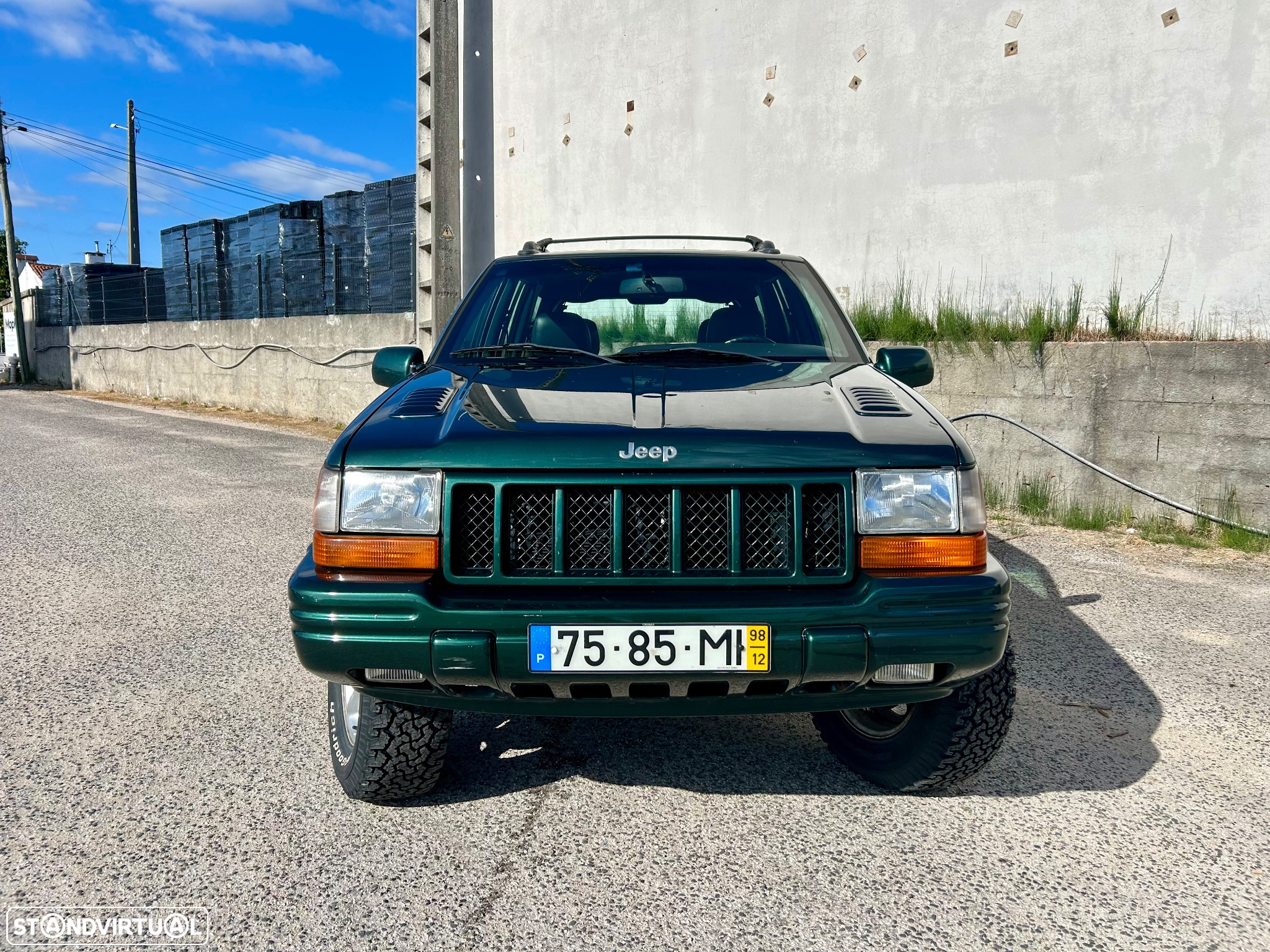 Jeep Grand Cherokee 5.9 LX - 10