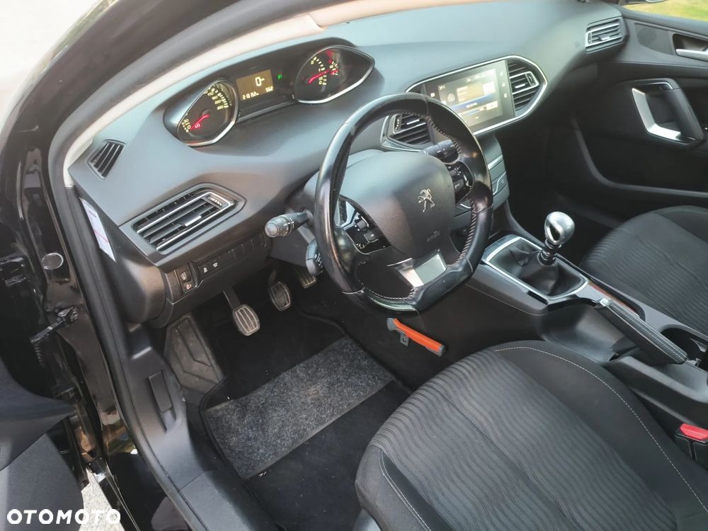 Peugeot 308 1.6 BlueHDi Business Line S&S - 13