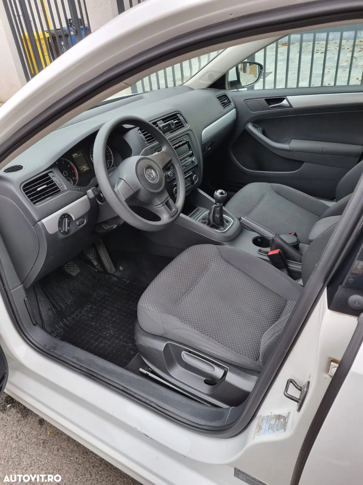Volkswagen Jetta 1.2 TSI Comfortline - 8