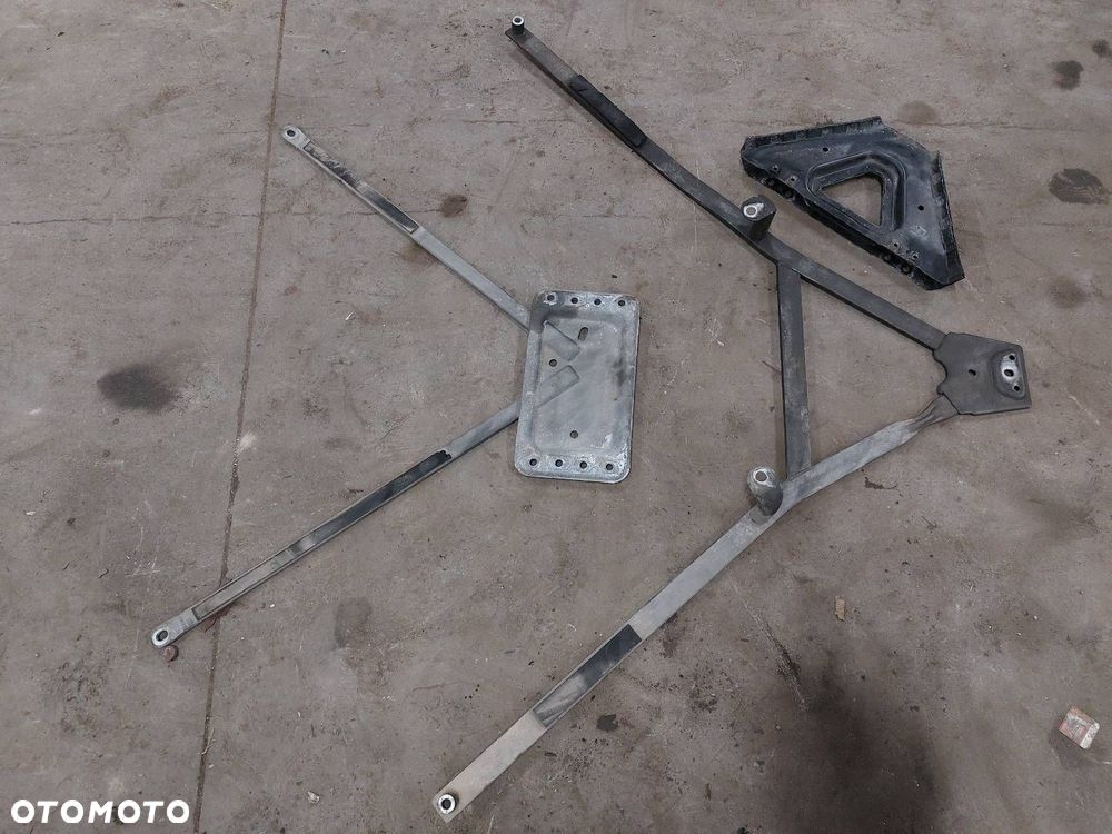 BELKA ROZPÓRKA WSPORNIK TYŁ BMW X1 E84 2112131 2993335 6777637 - 1