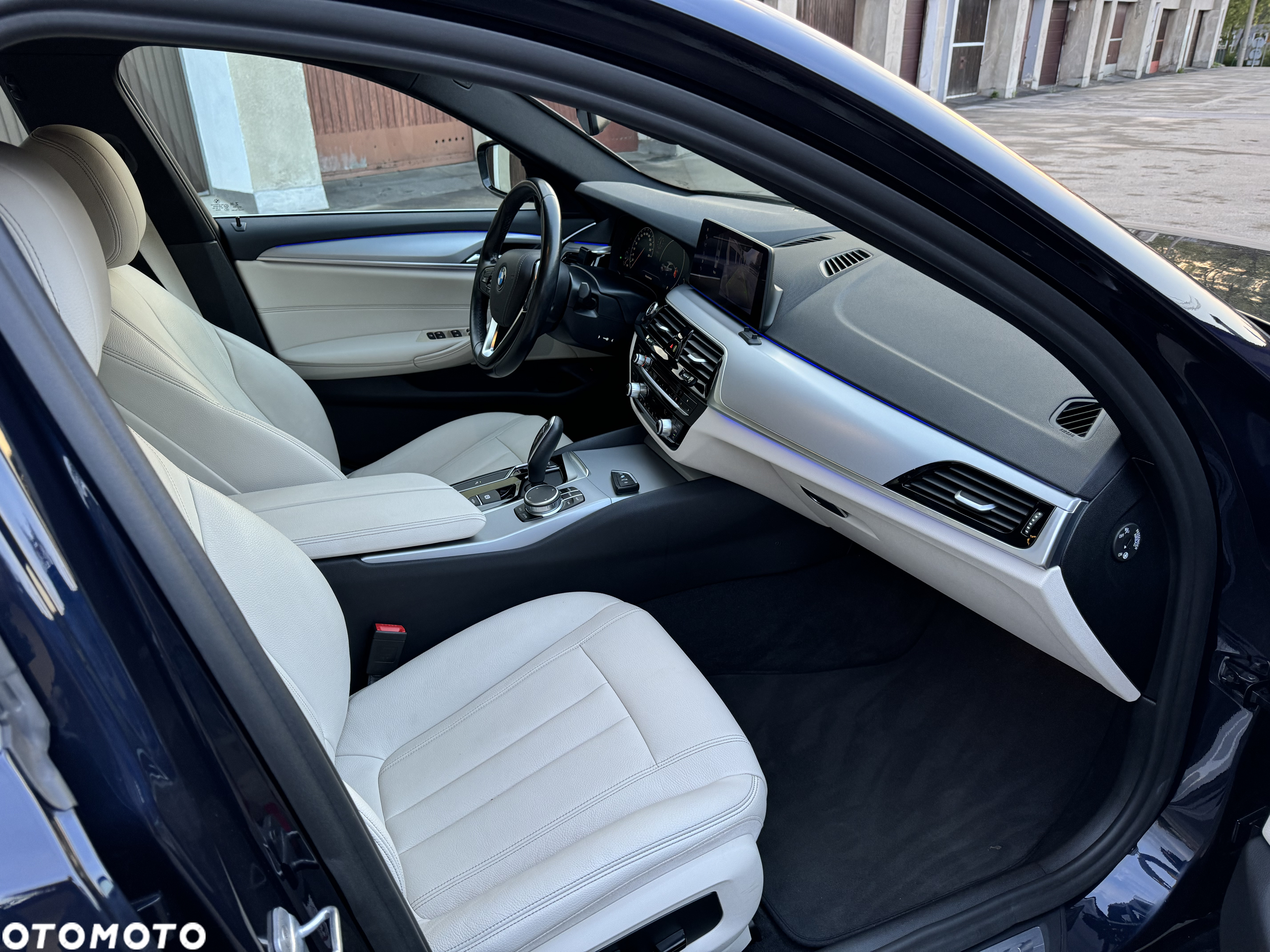 BMW Seria 5 520d - 10