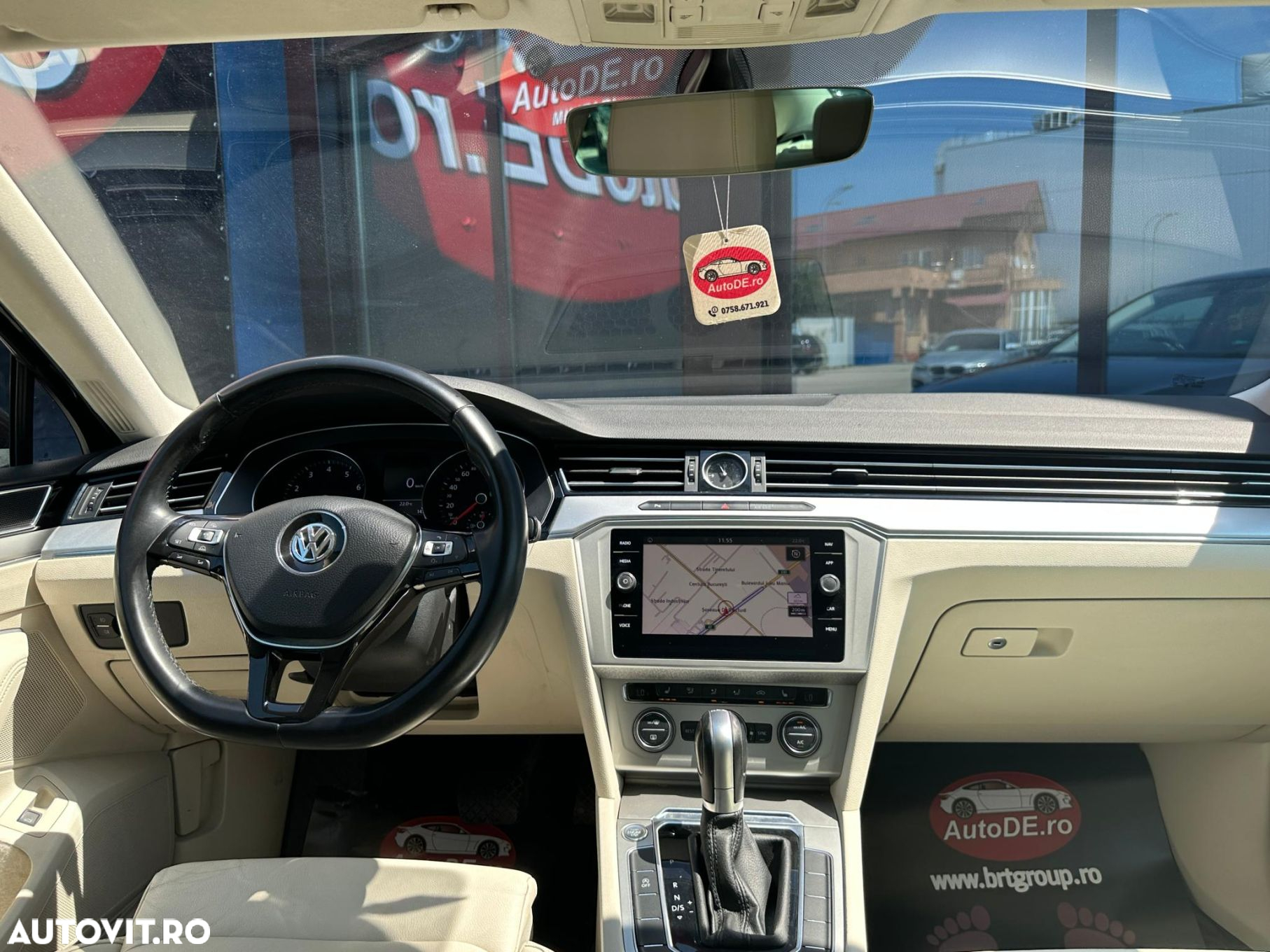 Volkswagen Passat - 6