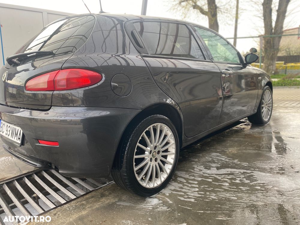 Volkswagen Passat 2.0 TDI DPF DSG Highline - 20