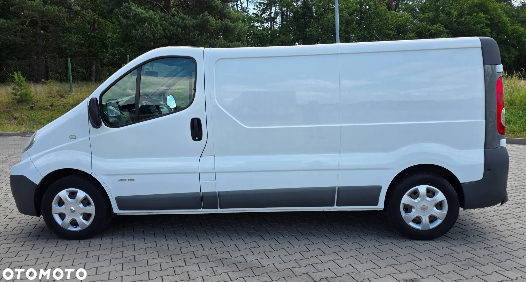 Renault TRAFIC - 10