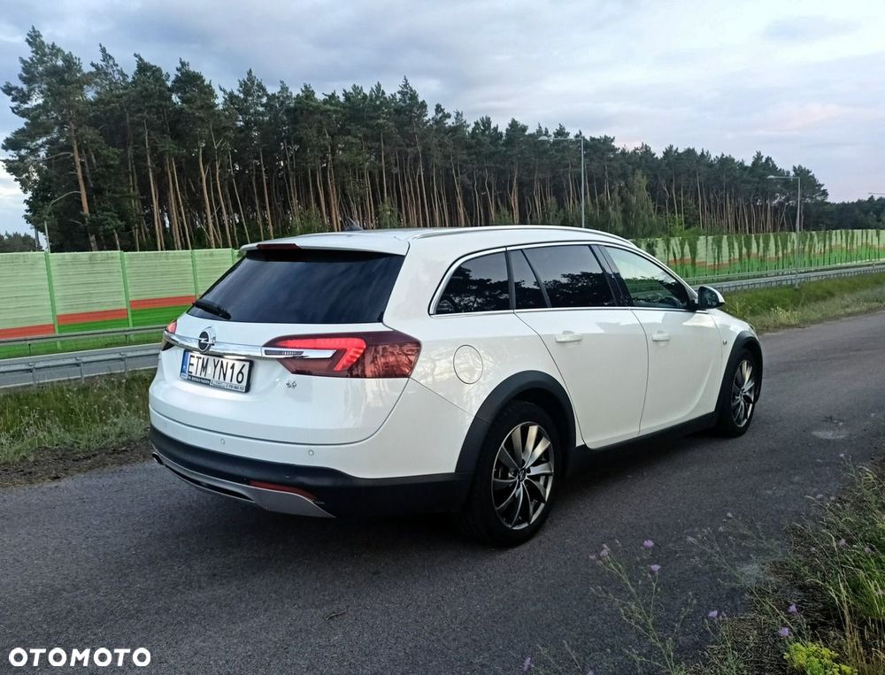 Opel Insignia 2.0 CDTI Executive 4x4 S&S - 17