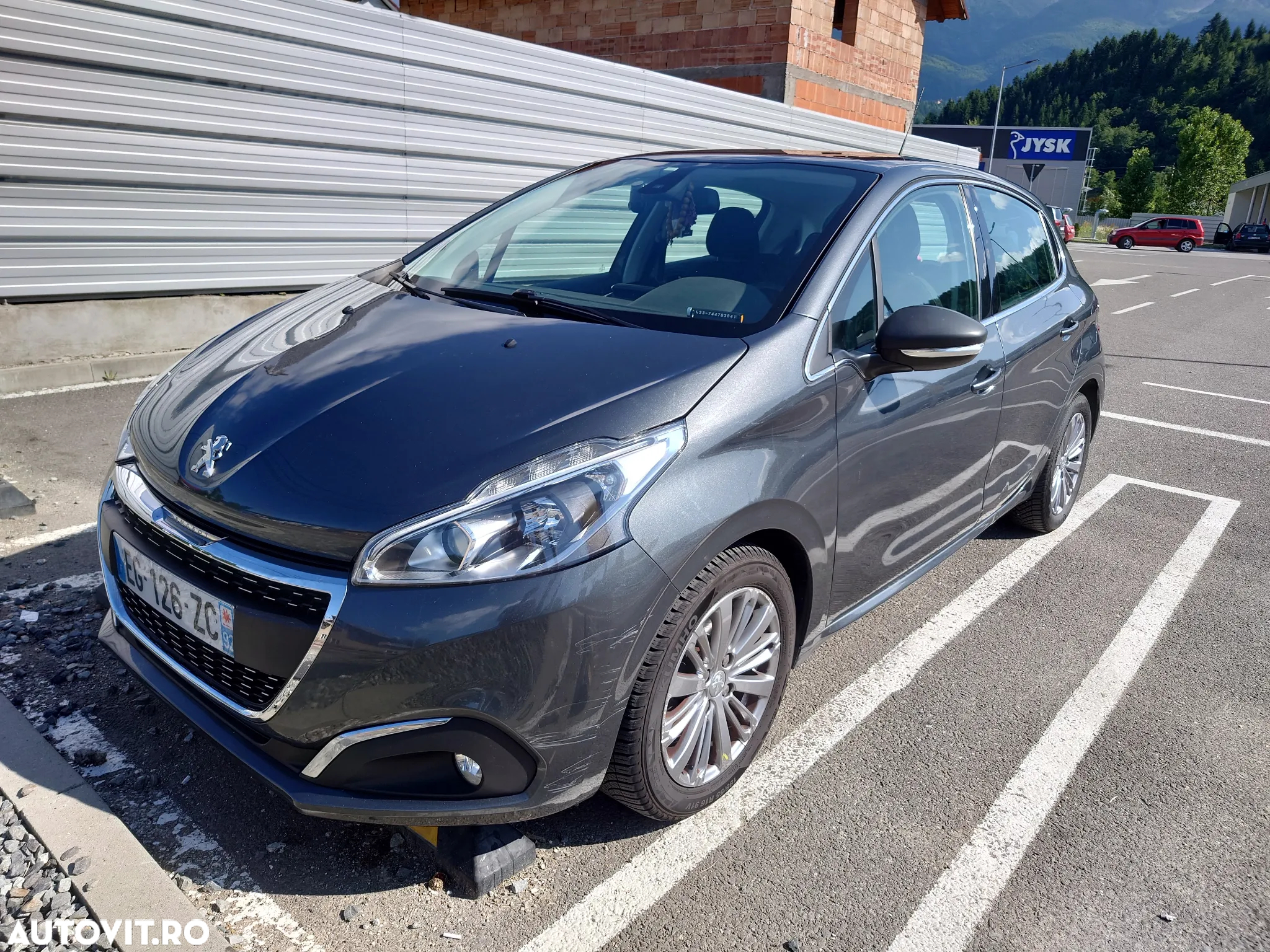 Peugeot 208 1.2 L PureTech Allure - 2