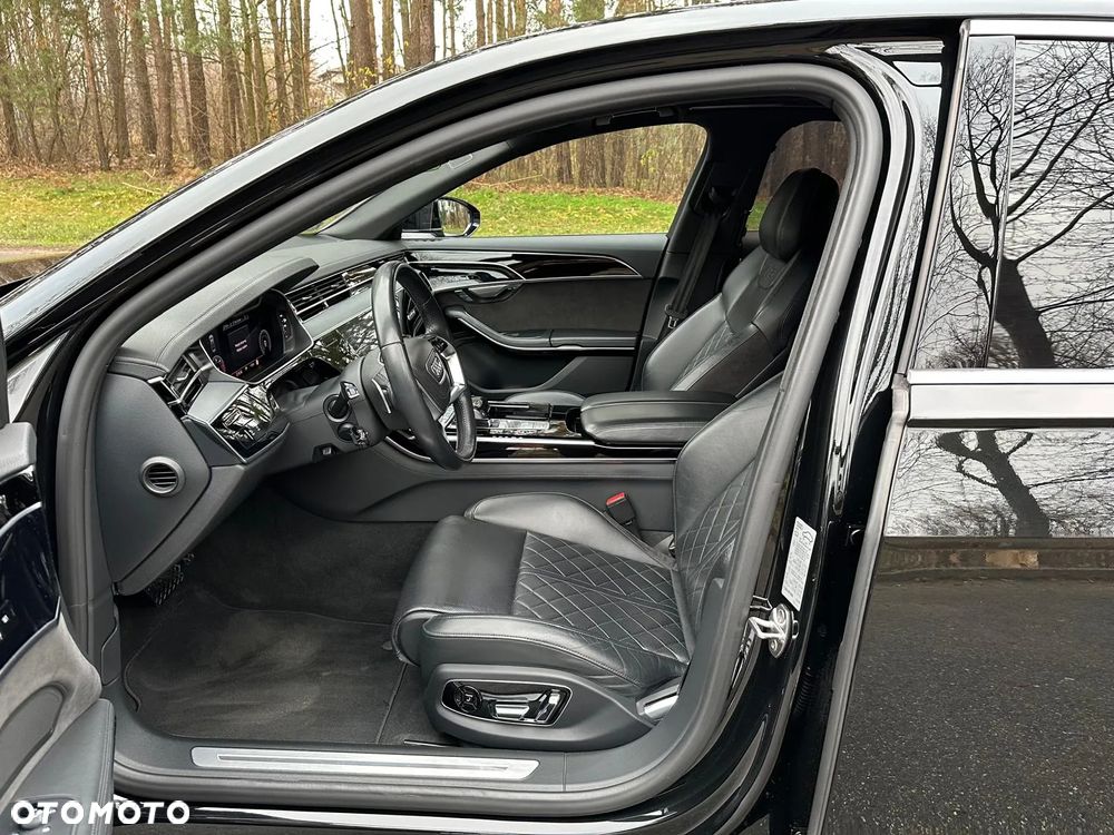 Audi A8 - 9