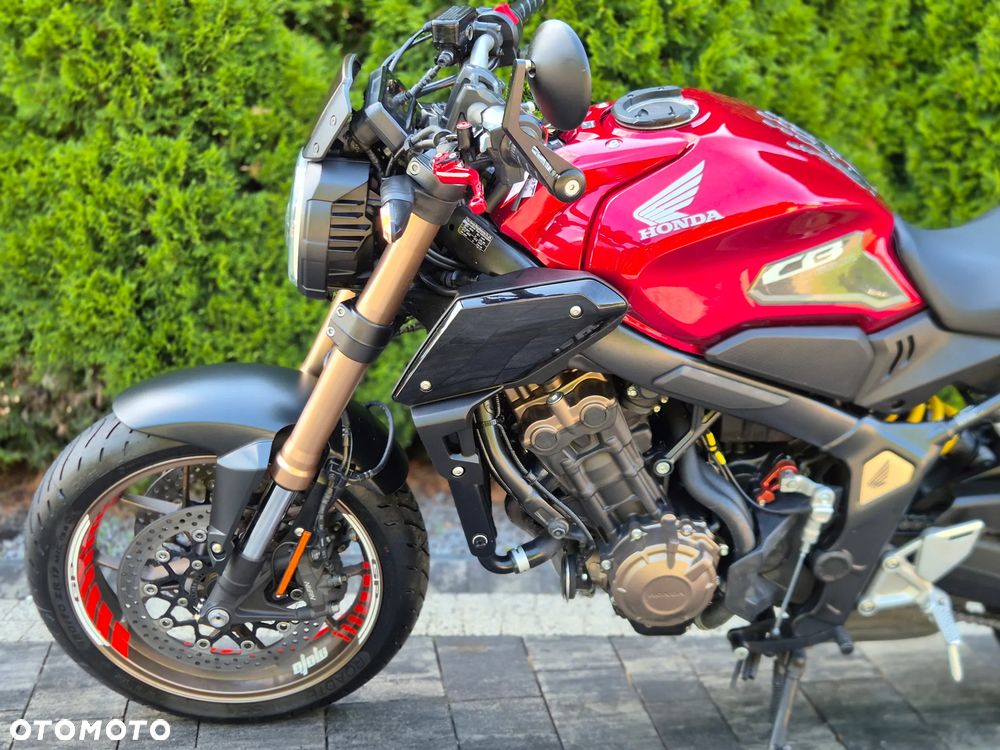 Honda CB - 22
