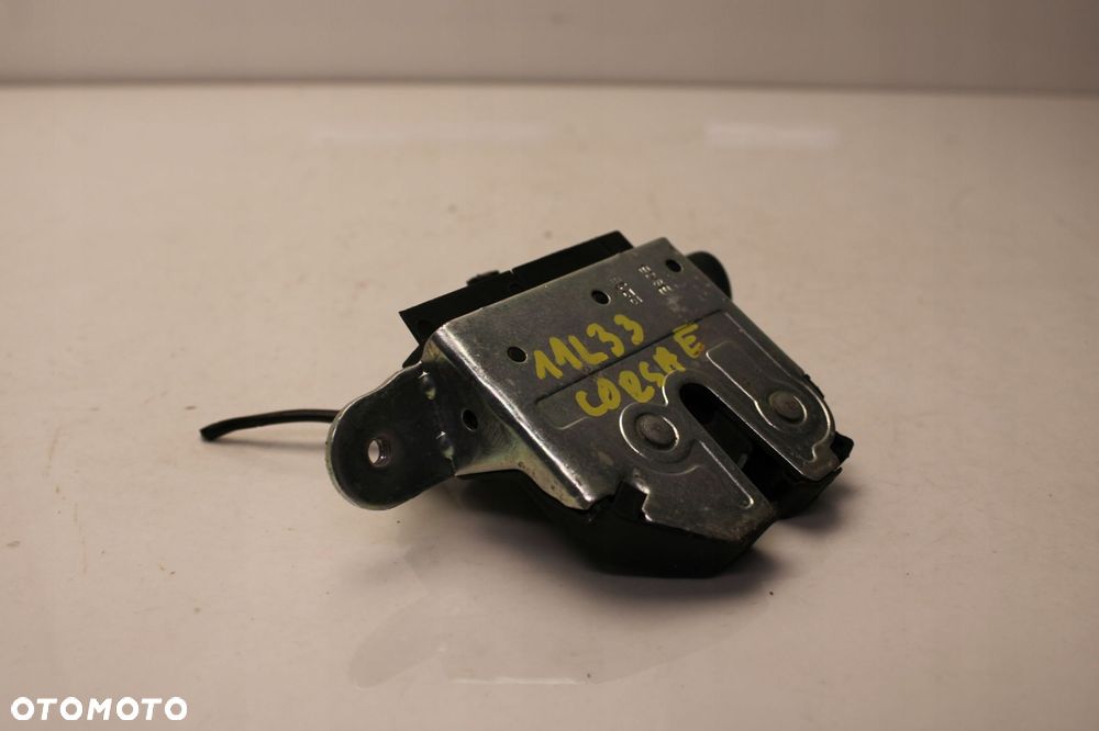 opel corsa e 14r- zamek klapy bagażnika tył tylny 13481535 - 4