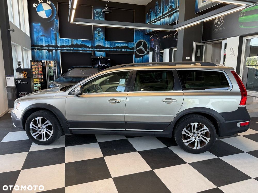 Volvo XC 70 - 8