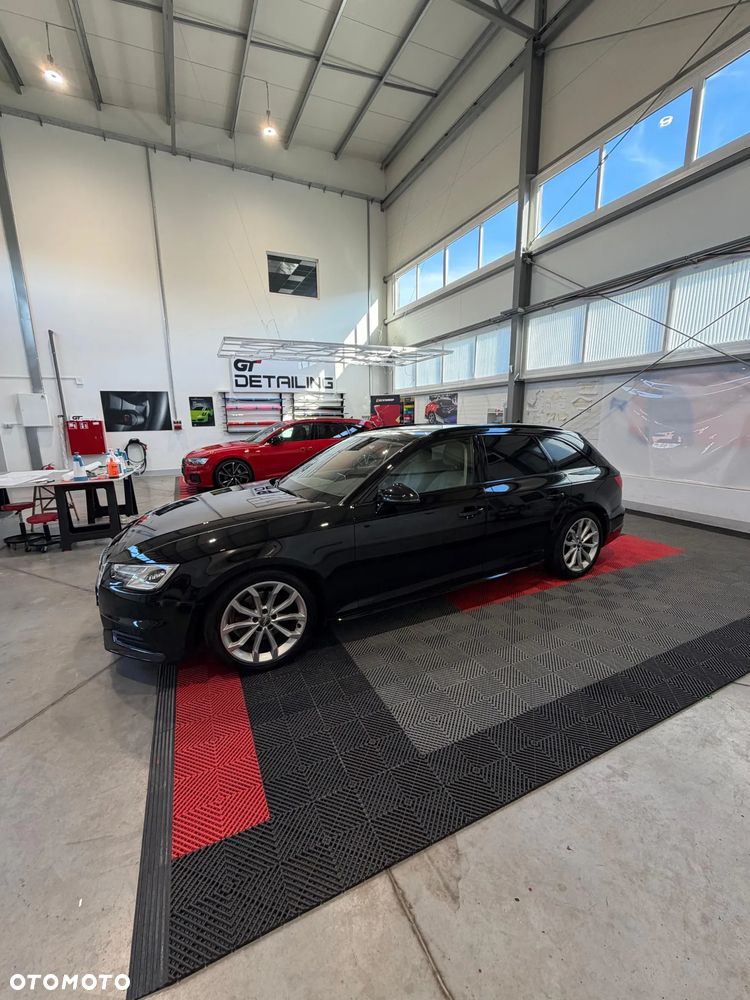 Audi A4 Avant - 4