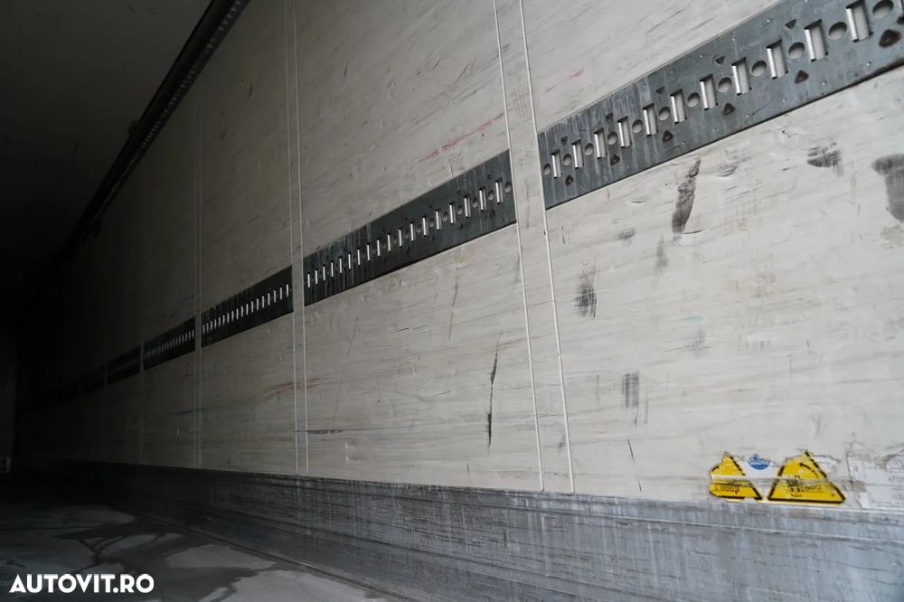Schmitz Cargobull / REFRIGERAT / THERMO KING / DHOLLANDIA LIFT / COȘ PENTRU PALEȚI / SAF - 19
