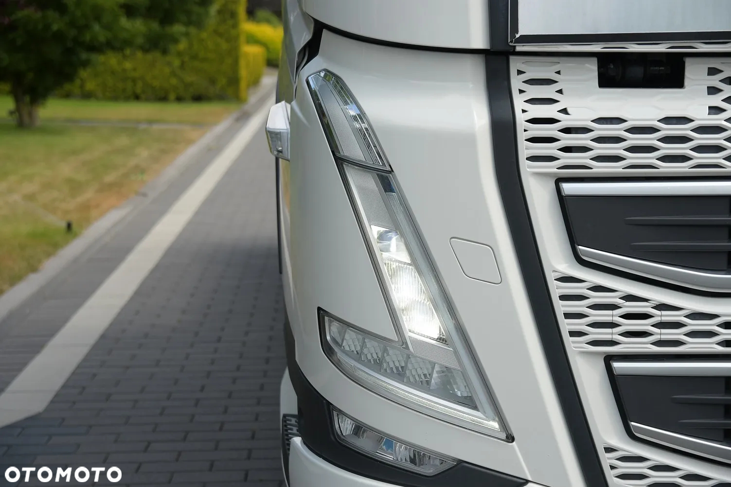 Volvo FH500 ///* 2021///* XXL///* LOW DECK///* MEGA///* FULL LED///* TABLET///* KLIMATYZACJA POSTOJOWA///* WAGA///* ZABUDOWY MIĘDZYOSIOWE///* STAN BARDZO DOBRY - 11