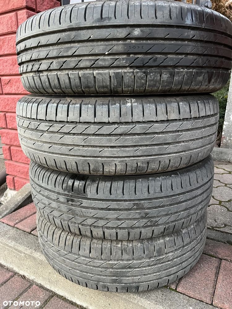 Dacia Lodgy 1.6 SCe Laureate S&S - 10