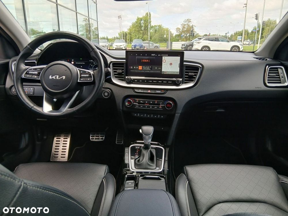 Kia XCeed 1.5 T-GDI Business Line DCT - 26