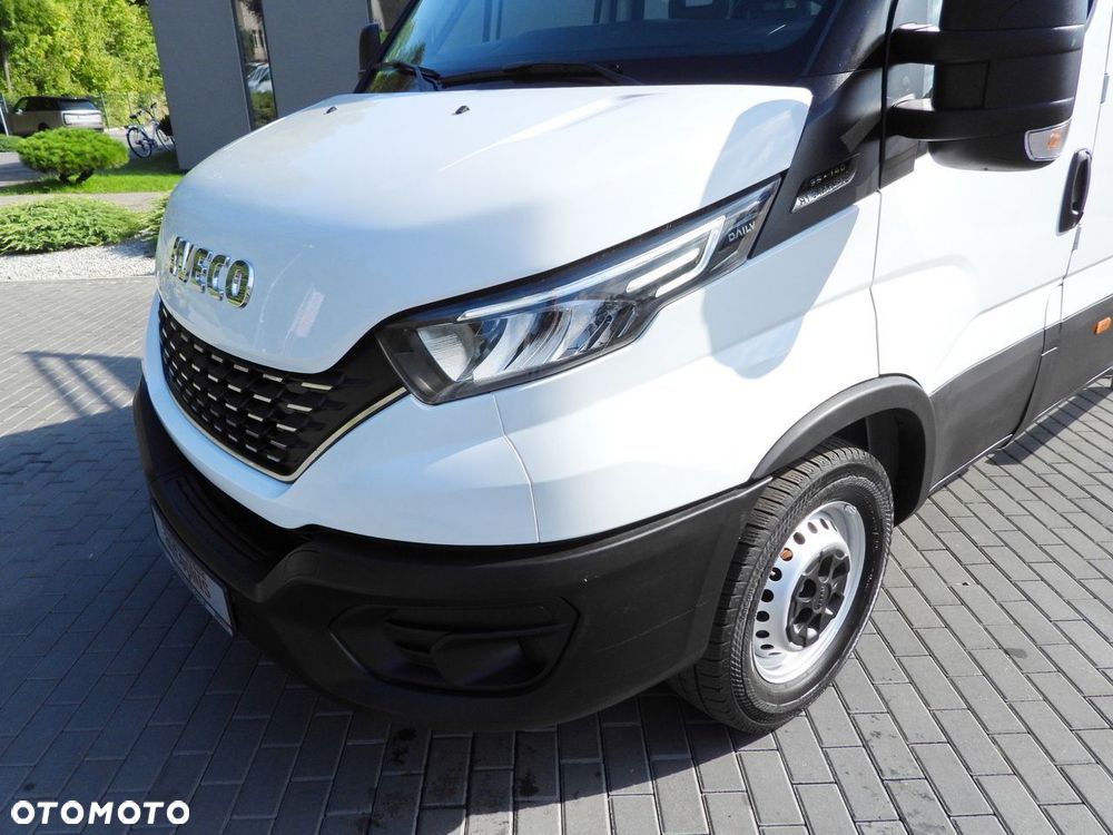 Iveco DAILY 35S14 WYWROTKA PODWÓJNA KABINA DOKA 6 MIEJSC TEMPOMAT LEDY AUTOMAT HI-MATIC KLIMATYZACJA  140KM - 19