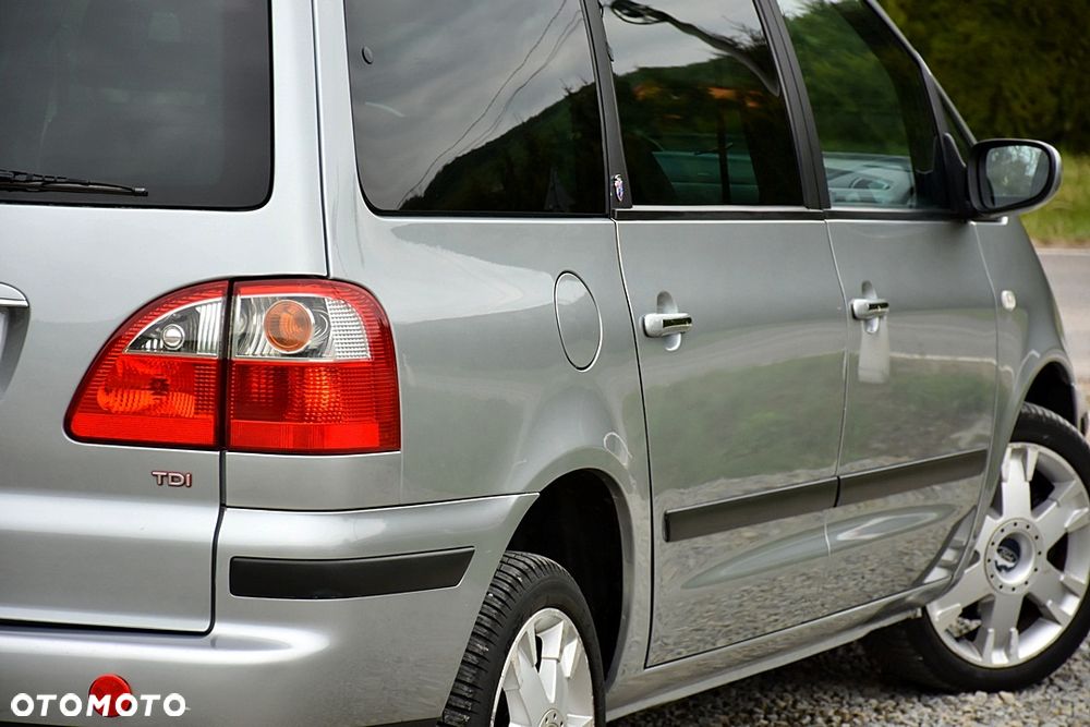 Ford Galaxy TDI Ghia - 11